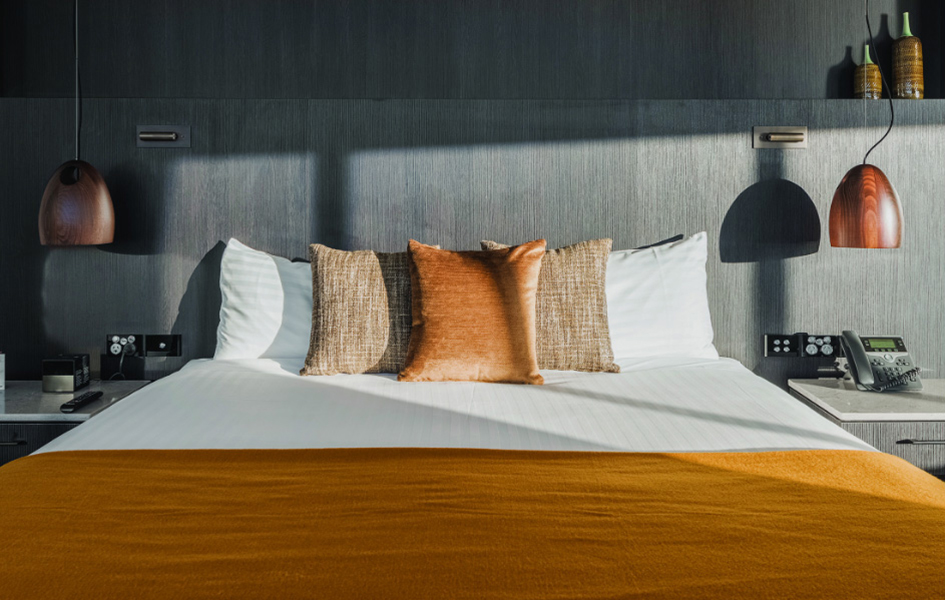 slider-accommodation-image-1-tower-room-945x600