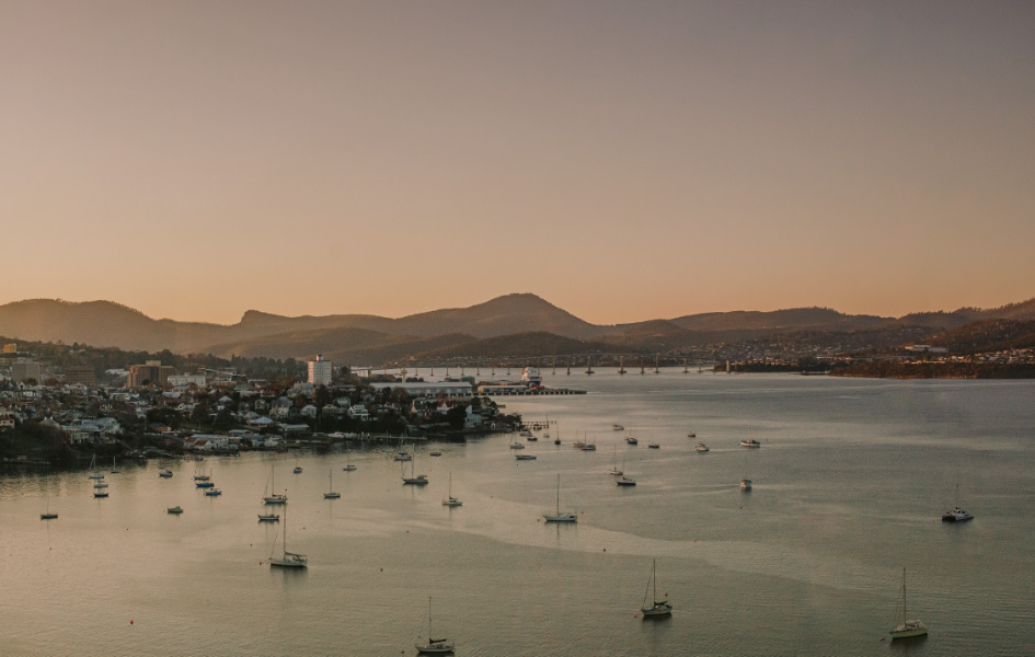 slider-accommodation-image-2-tower-room-945x600